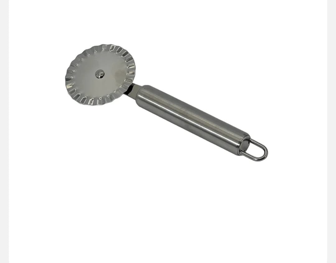 Taietor Aluat Zimtat din Inox – 19 cm, Ideal pentru Margini Decorative