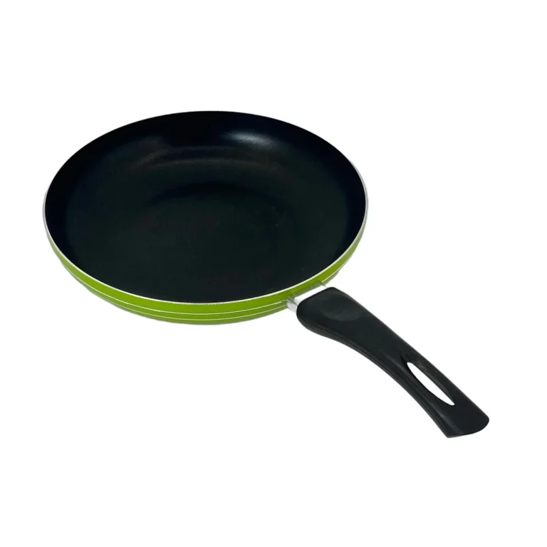 Tigaie Antiaderentă cu Interior Negru – 28 cm, Strat Non-Stick, Mâner Ergonomic, Ideală pentru Prăjit și Gătit Rapid