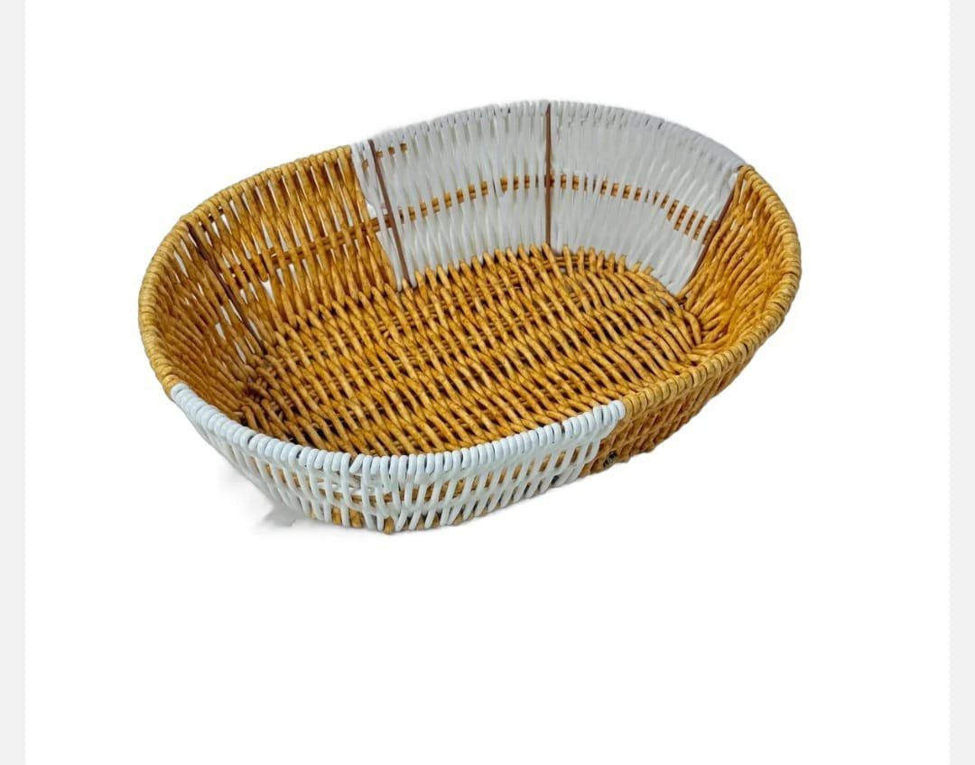 Cos Oval impletit – 27×20×7 cm, Alb si Natur, Ideal pentru Organizare Decorativa